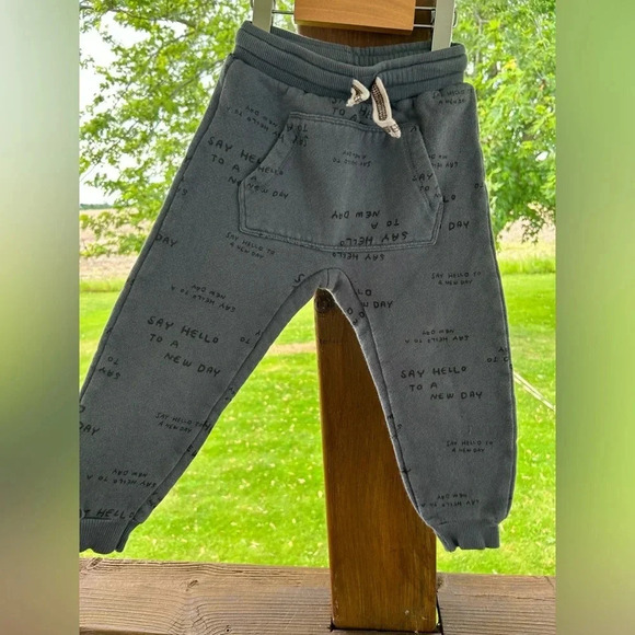 Cozy Zara sweat pants  sized 3-4 years - Picture 1 of 5